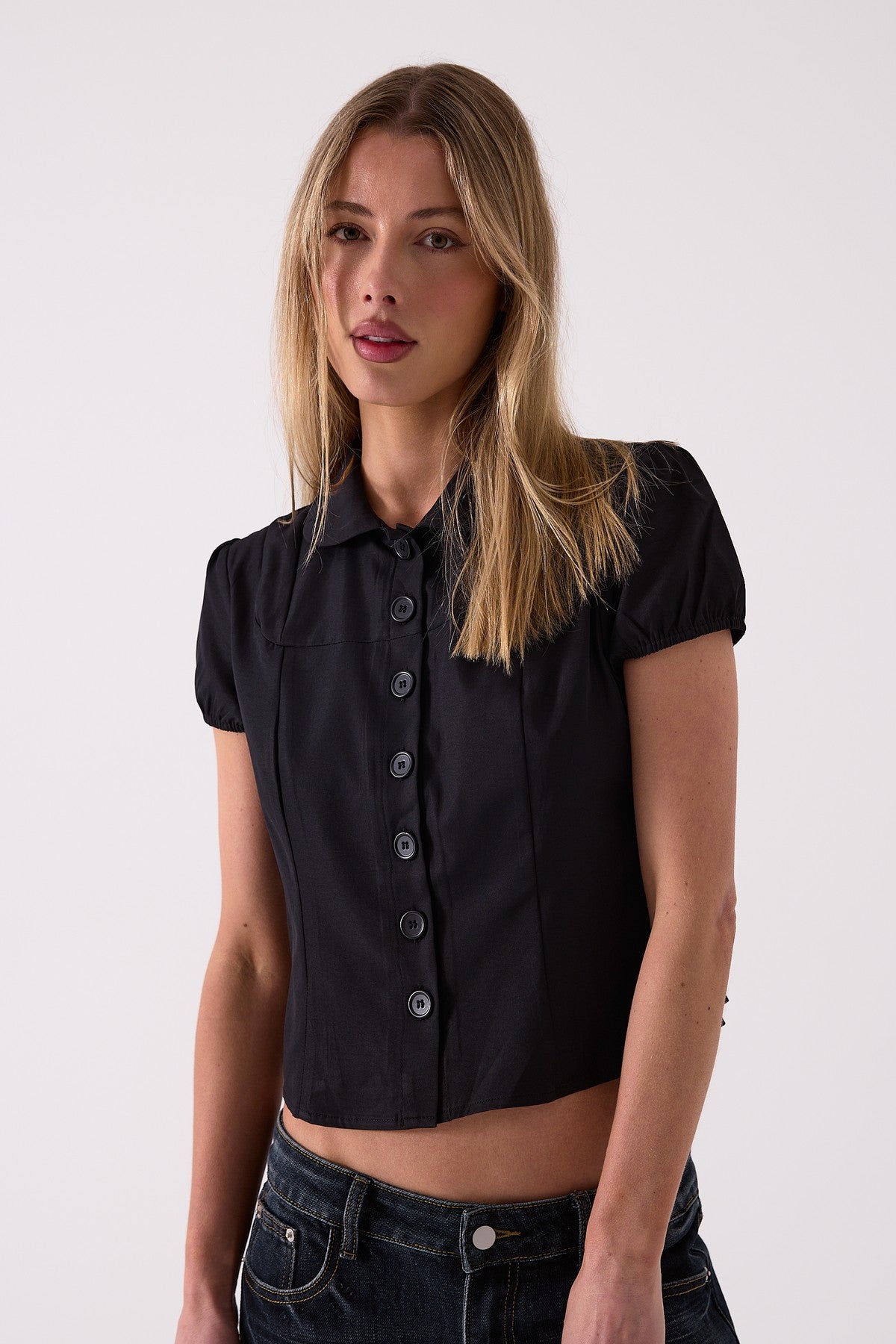 Colette Puff Sleeve Blouse in Black – close up detail
