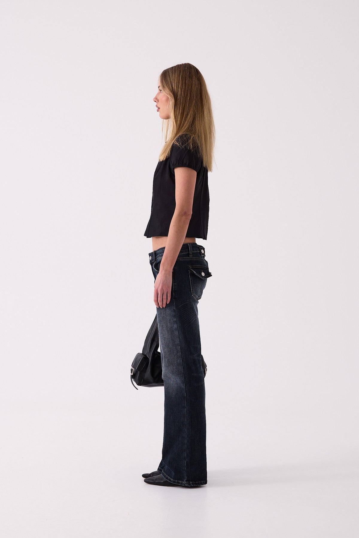 Colette Puff Sleeve Blouse in Black – side view