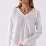 Elodie V-Neck Knit in White – close up detail